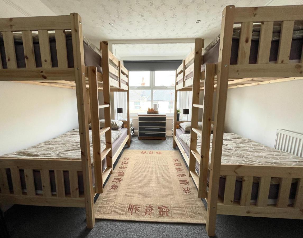 Breakers Guest House New Quay Extérieur photo