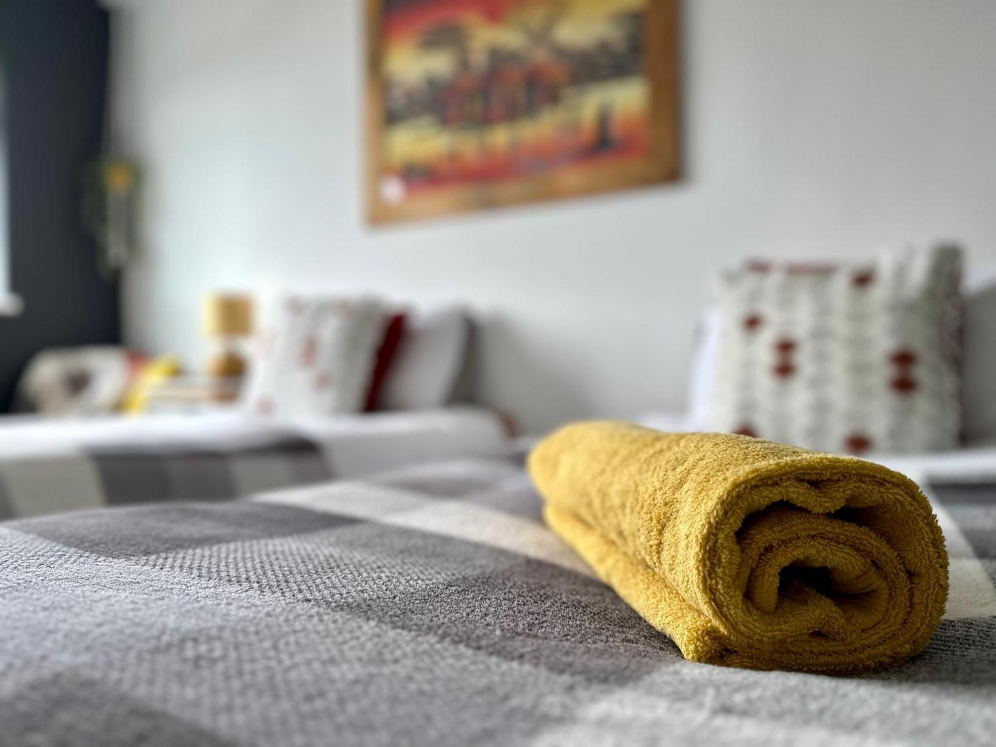 Breakers Guest House New Quay Extérieur photo
